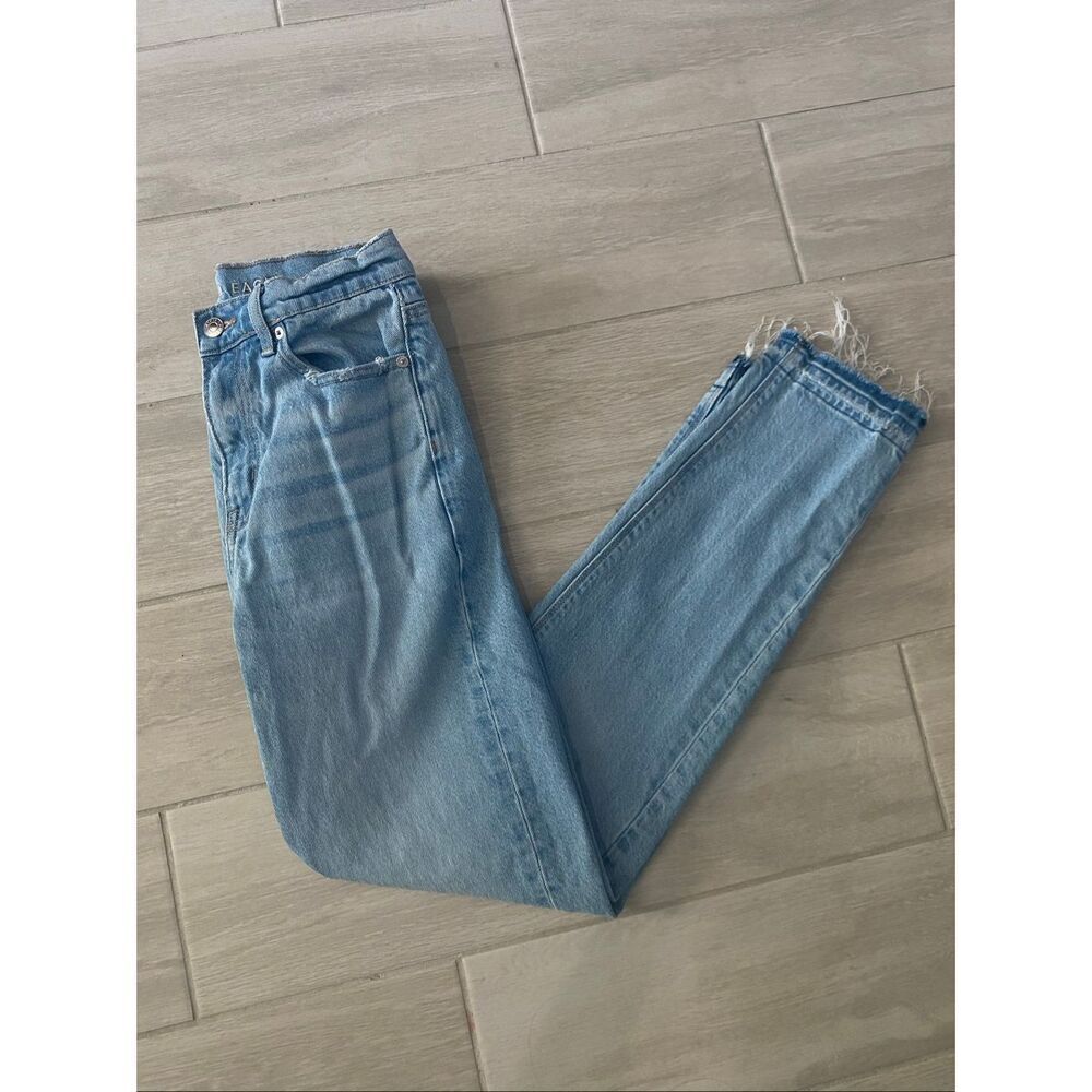 American Eagle Super High Rise Straight Jeans